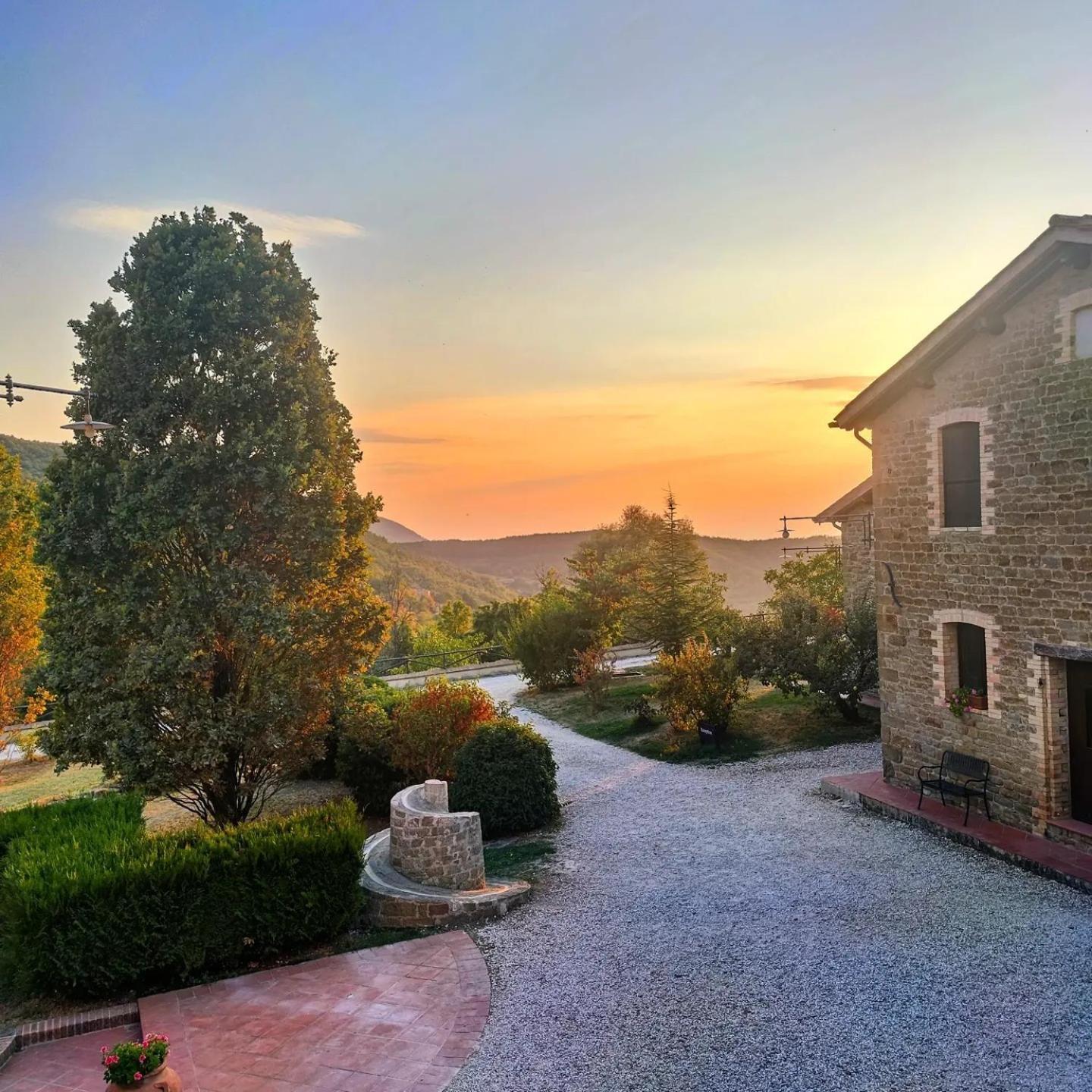 Agriturismo Le Case Assis Exterior foto