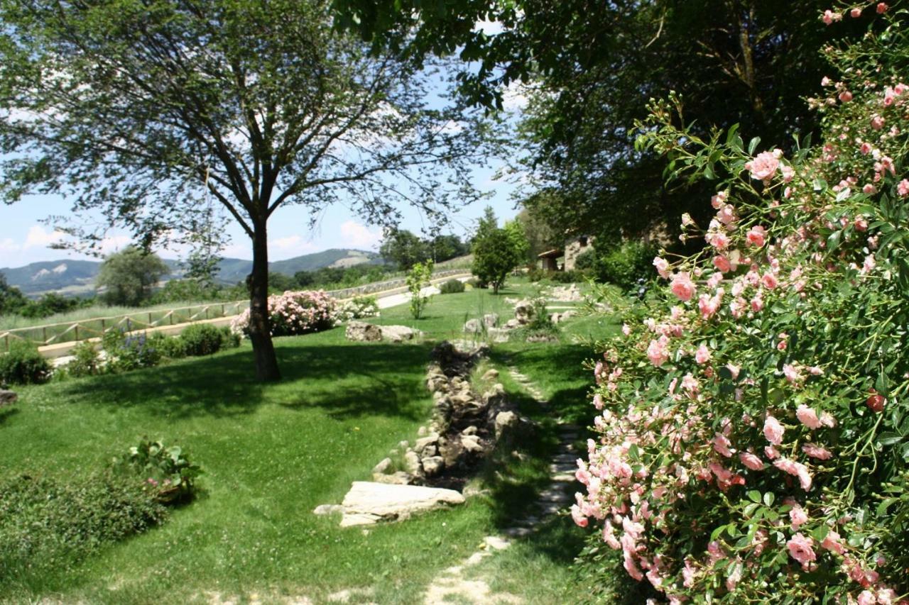 Agriturismo Le Case Assis Exterior foto